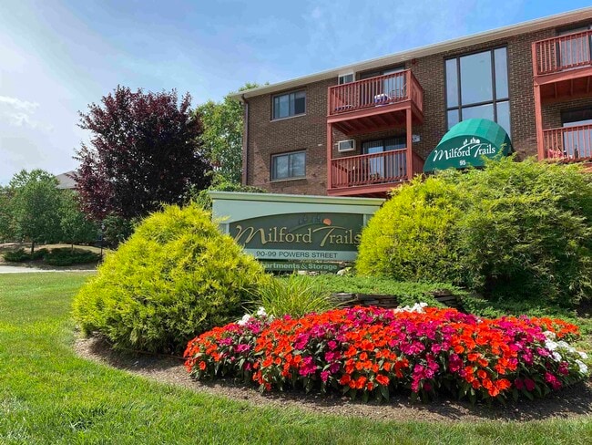 Building Photo - 95 Powers St