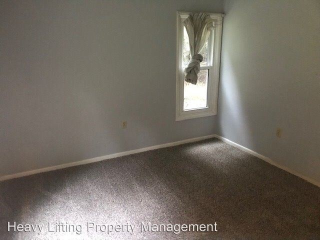 Building Photo - 3 br, 1 bath House - 210 Lawn Rd