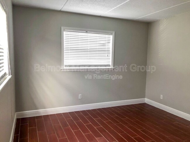 Building Photo - 1400 Eudora Rd