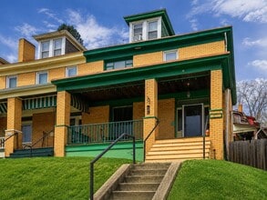 Building Photo - 4000 Willow Ave