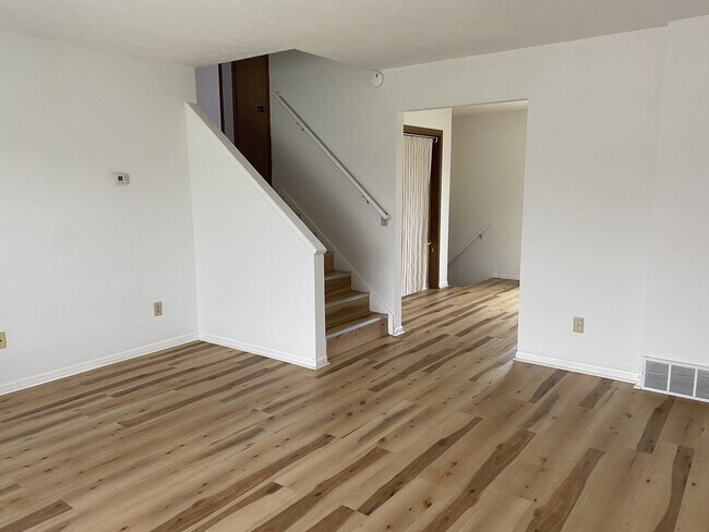 Building Photo - 13098 Westland Ct