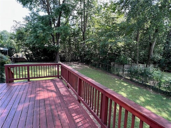 Building Photo - 1180 Starline Dr