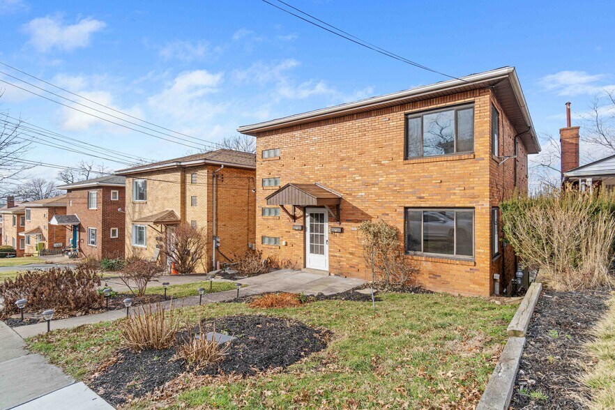 Unit 2 is upstairs - 6569 Rosemoor St