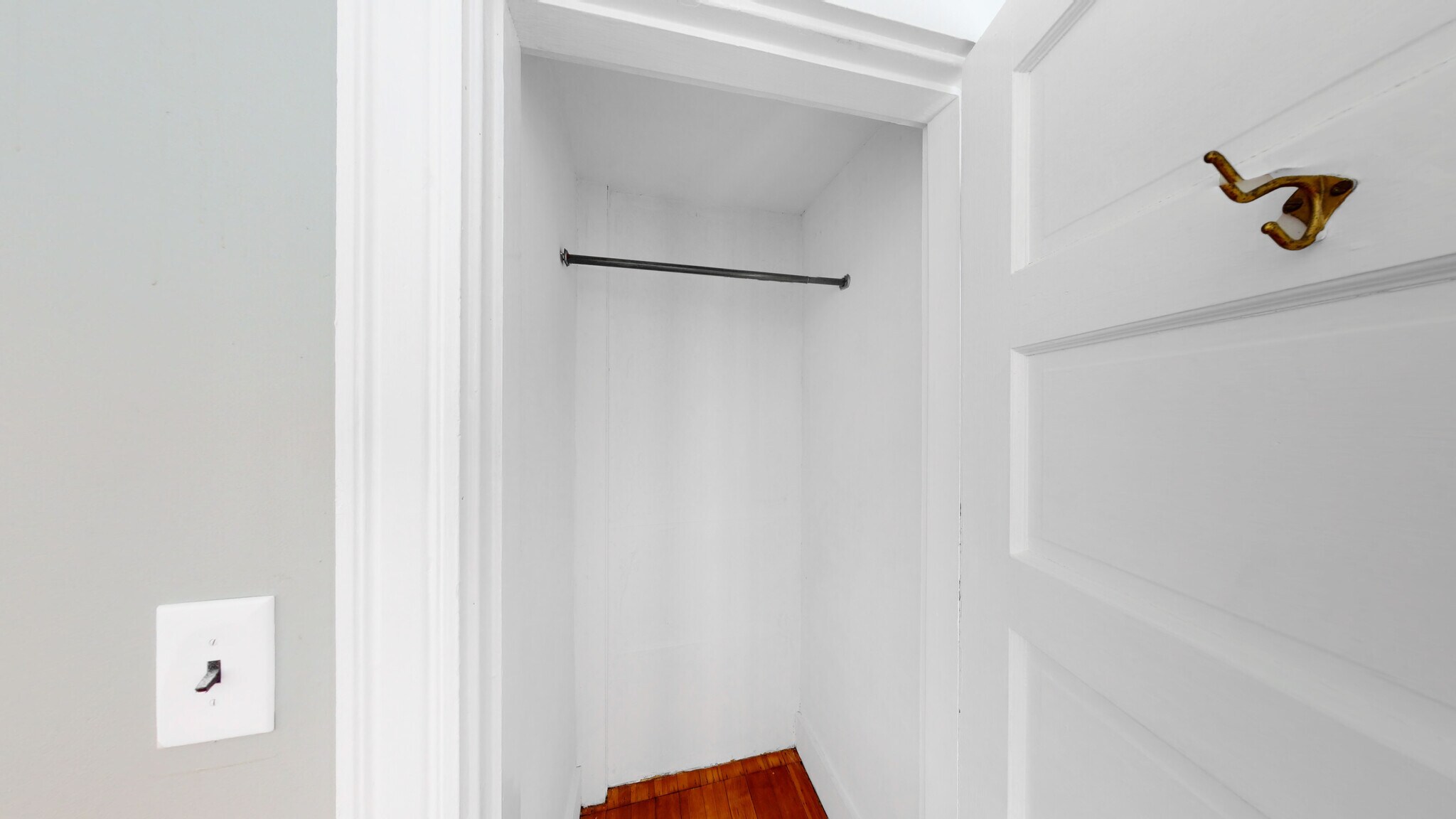 Building Photo - 70 Hudson St