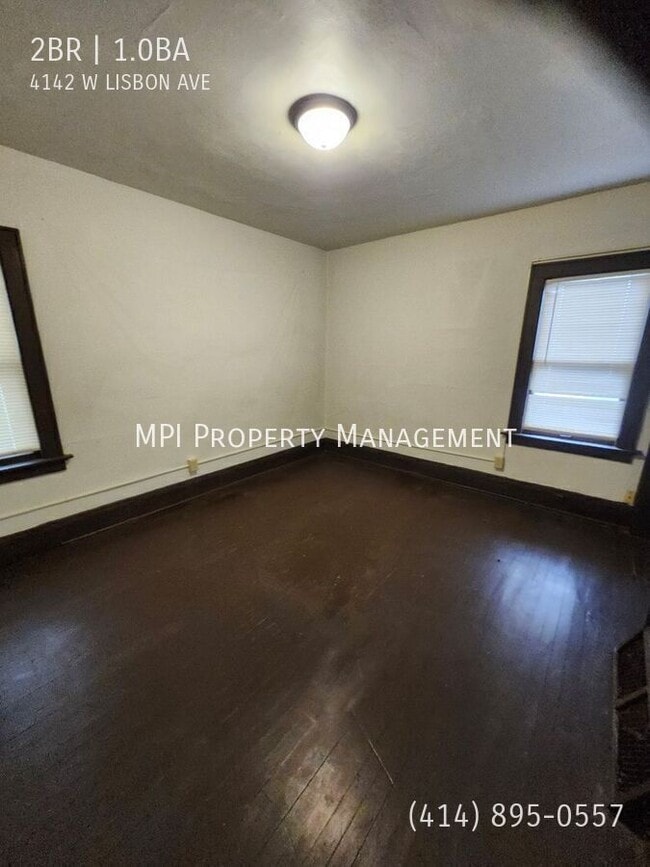 Building Photo - 4142 W Lisbon Ave