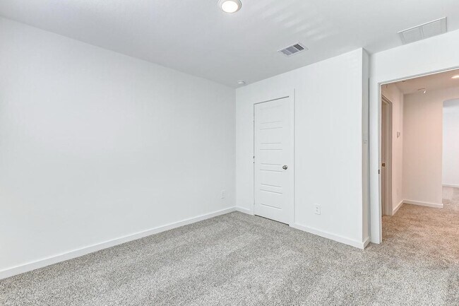 Building Photo - 12322 Churchill downs Dr