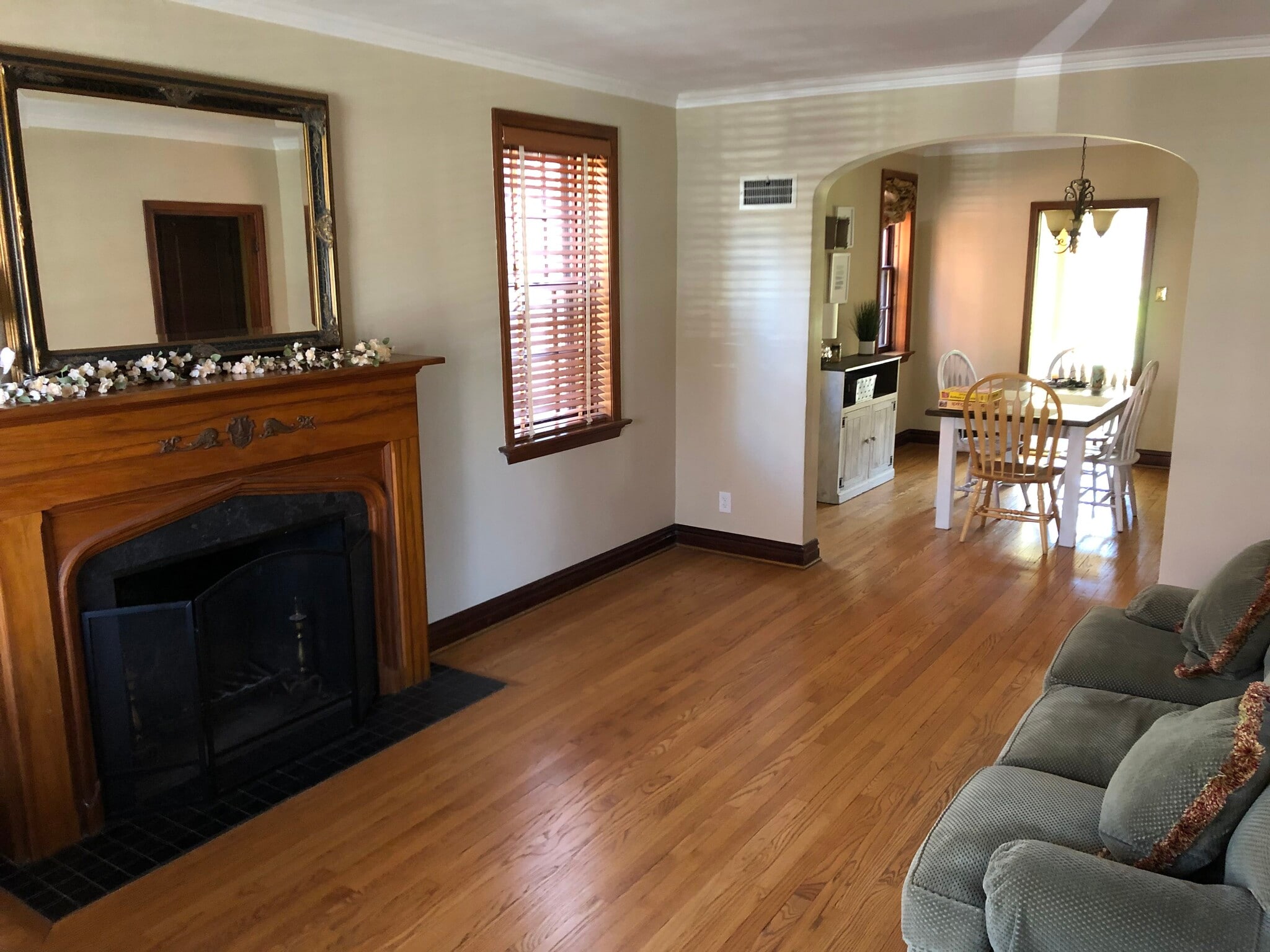 Living Room - 7816 Stanford Ave