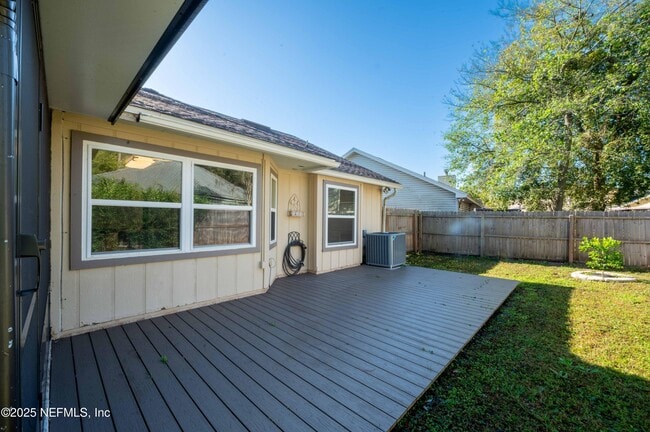 Building Photo - 2080 Tanager Dr