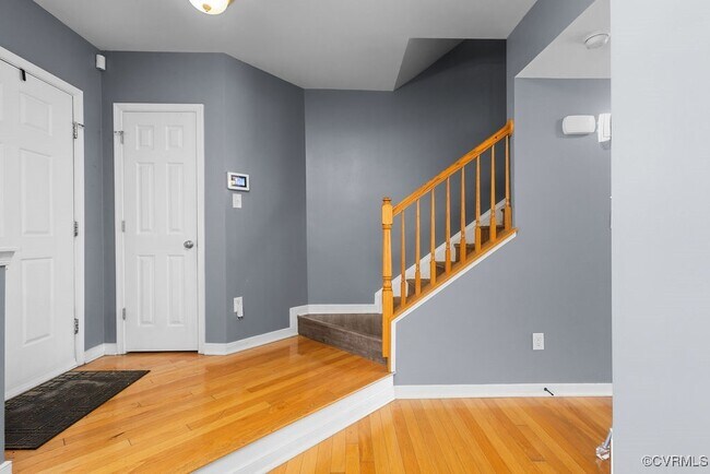 Building Photo - 5514 Belle Pond Dr