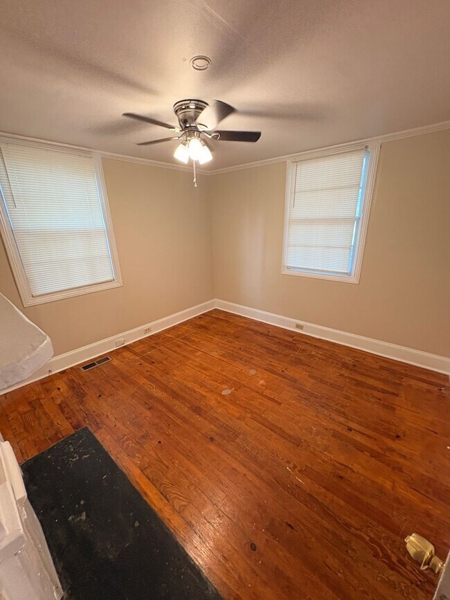 Building Photo - 1085 Macon Hwy