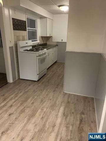 Building Photo - 151 Island