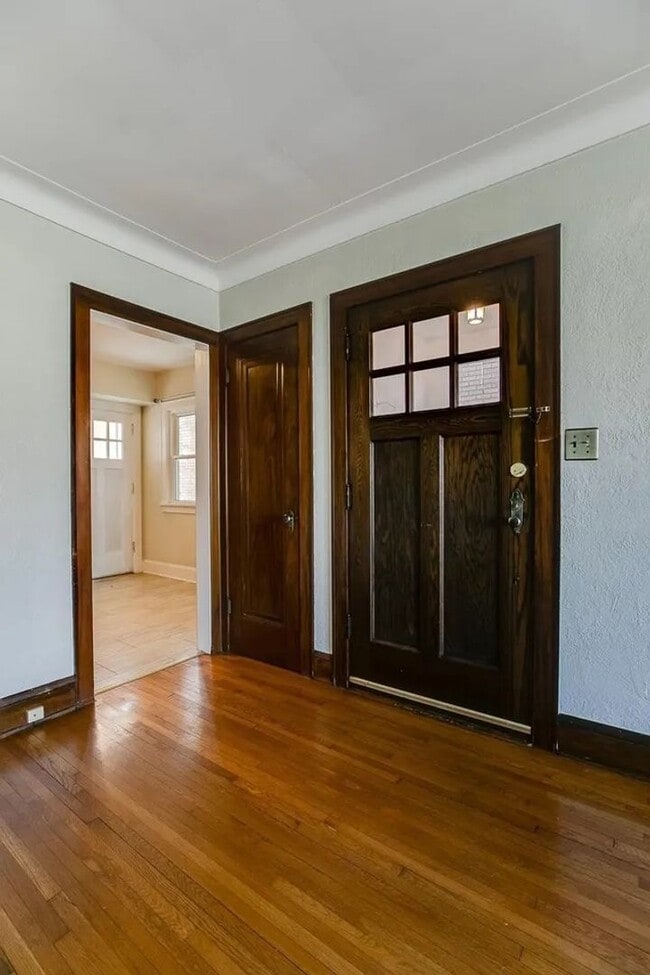 Building Photo - 1164 Randolph Ave