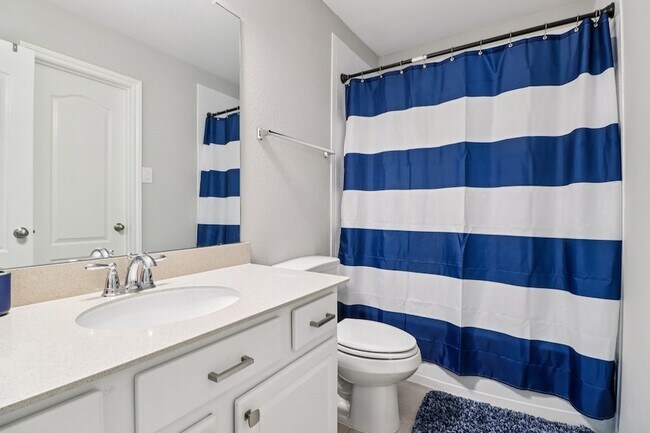 Building Photo - 15707 Braemar Cove Dr