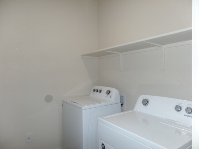 Building Photo - 301 Panther Way