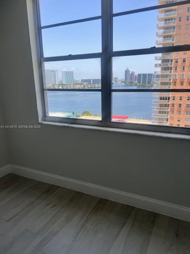 Building Photo - 250 174th St