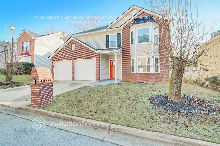 Building Photo - 4558 Carriage Park Dr