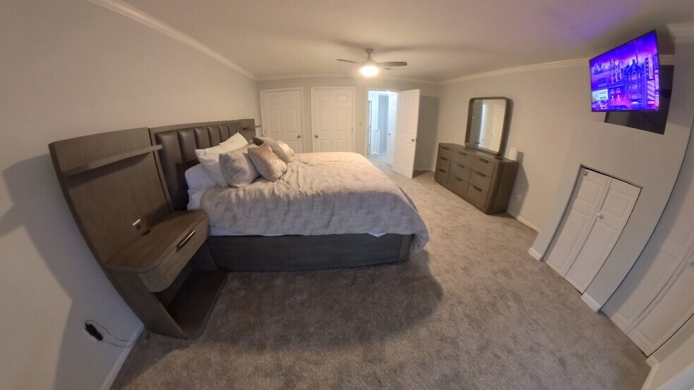 Building Photo - 301 Harbor Heights Dr