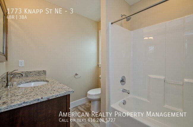 Building Photo - 1773 Knapp St NE