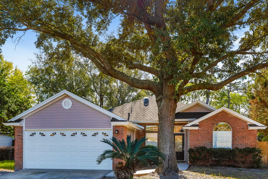 Primary Photo - 3343 Shauna Oaks Cir E
