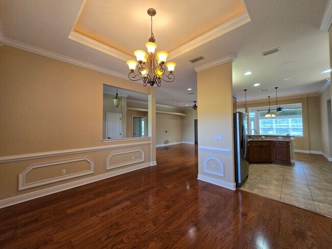 Building Photo - Gorgeous 4-Bedroom Home with Office, Pool,...