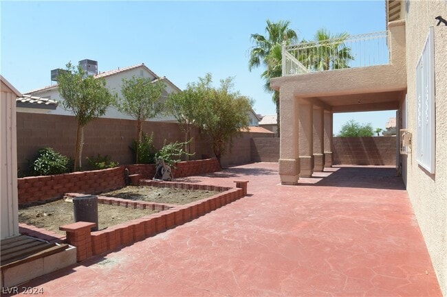 Building Photo - 6527 Tulip Garden Dr
