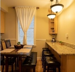 Building Photo - 403 W Eugenie St