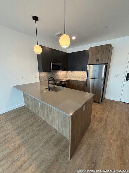 Building Photo - 199 Gardner St