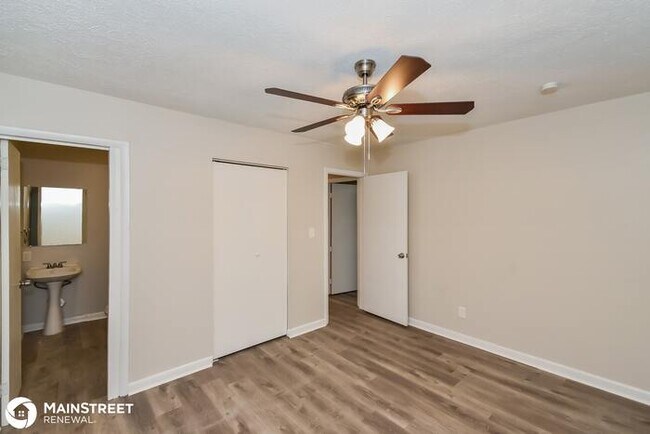 Building Photo - 3190 FERN VALLEY DR SW, MARIETTA, GA 30008