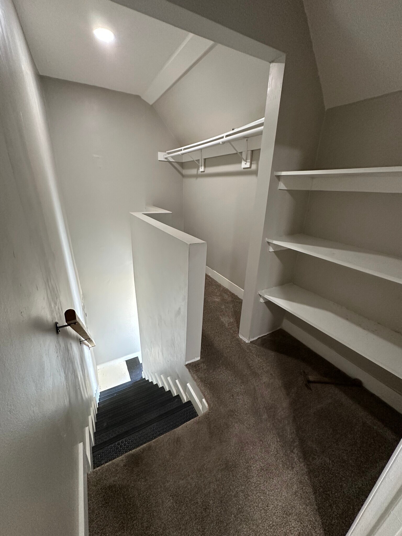 Building Photo - 1431 Tierra del Sol Rd