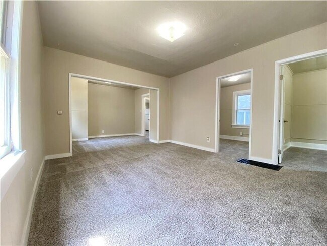 Building Photo - Affordable 3 Bedroom 1 Bath Home