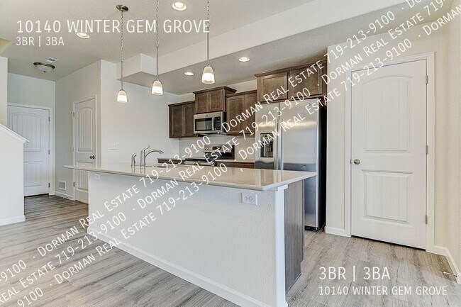 Building Photo - 10140 Winter Gem Grv