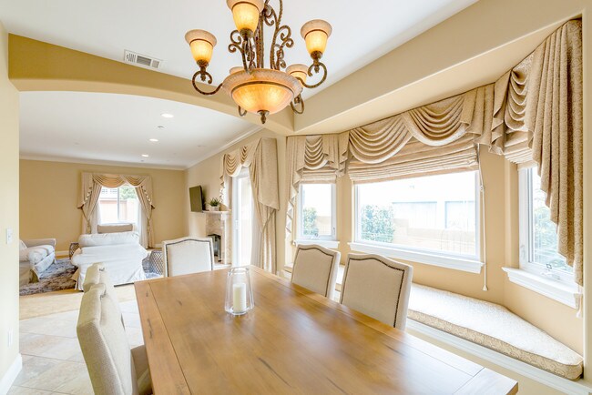 Building Photo - 1805 Speyer Ln