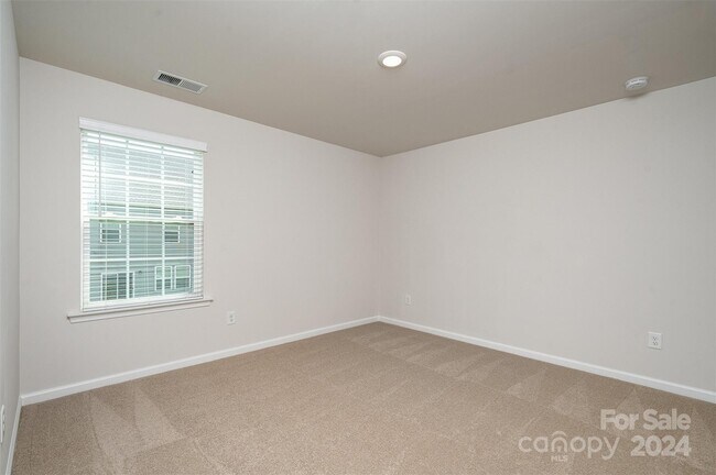 Building Photo - 15115 Moulin Court Dr