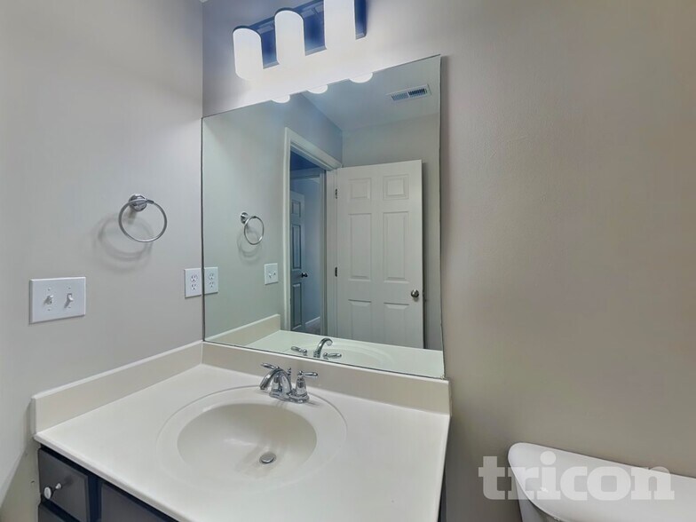 Building Photo - 101 Gupton Ct