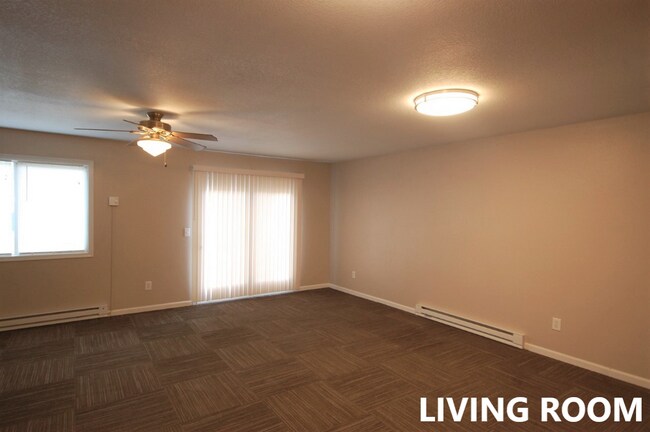 Building Photo - 226-228 Haws Dr.