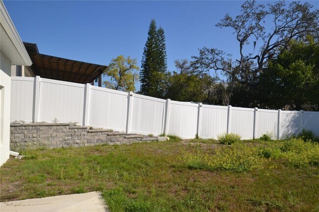 Building Photo - 6474 Taylor Ct