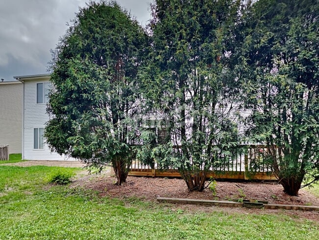 Building Photo - 14017 Emerald Ct