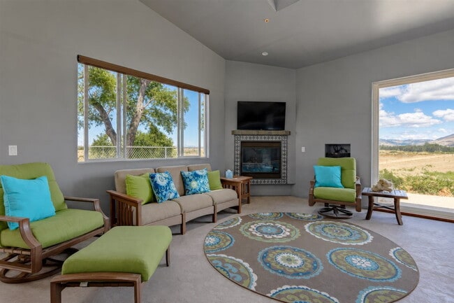 Building Photo - Private Gated Mini-Ranch • 7+ Acres • Luxury Country Living • Indoor Pool • Horses Welcome