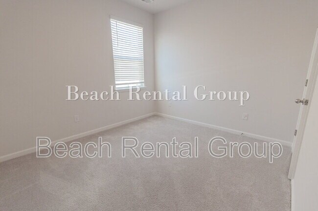 Building Photo - 246 Marauder Dr