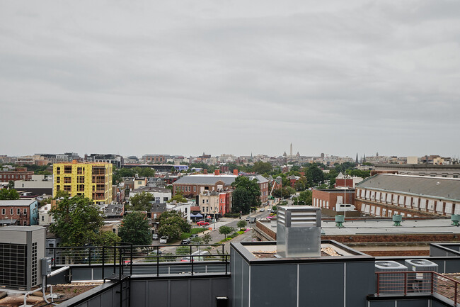 Building Photo - 2120 Vermont Ave NW
