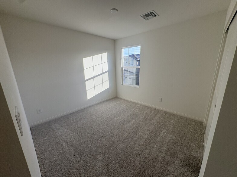 Bedroom 2 - 2485 Rofrano Pl