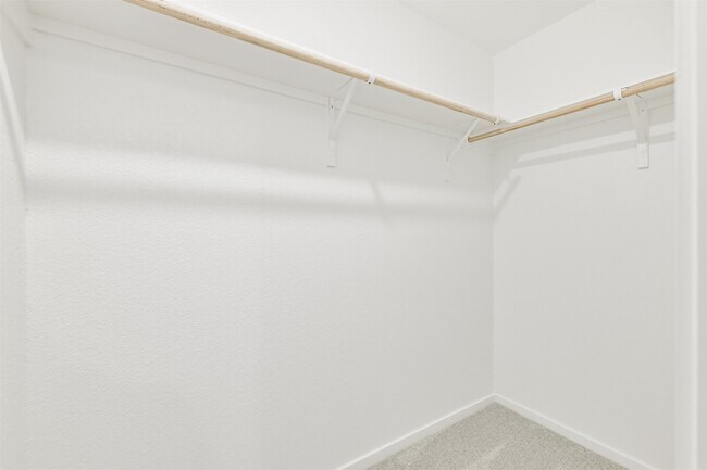 Building Photo - 11724 Lazy Oak Crk Dr