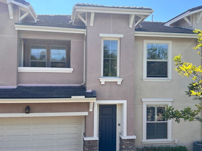Primary Photo - Sorrento Valley Second Story Corner Unit 3...
