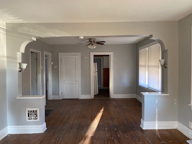 Building Photo - 8107 Nola-2