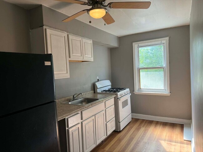 Building Photo - 1214 Steelton Ave