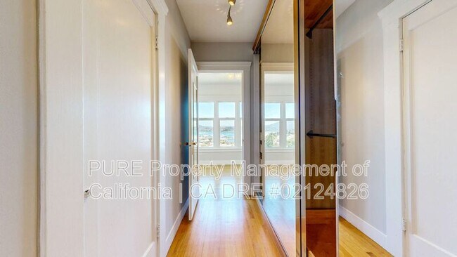 Building Photo - 195 San Carlos Ave
