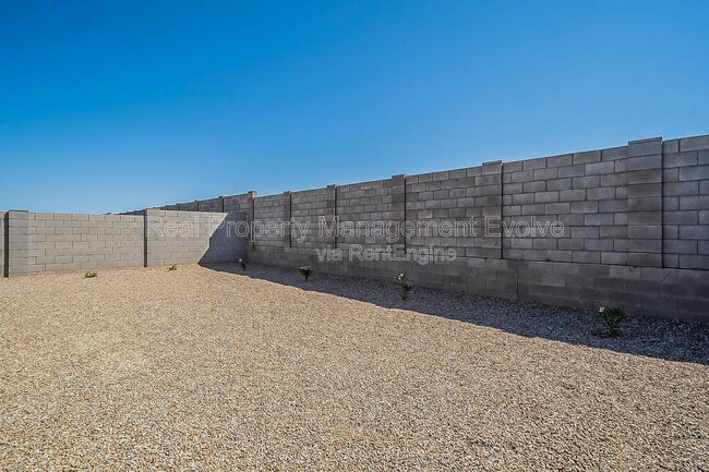 Building Photo - 9614 W Agora Ln