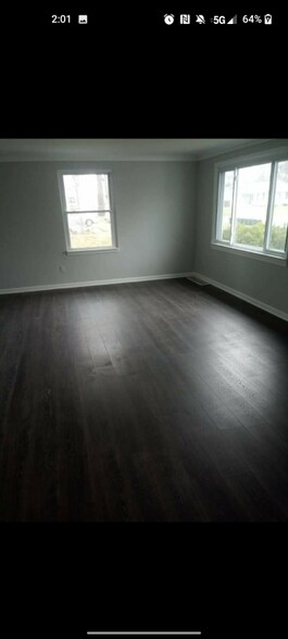 Building Photo - 333 N 41st St