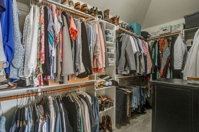 Building Photo - Beautiful 3 bed, 2 Bath Home in the Prestine Willow Park Village- Pool- Aledo ISD- 76008