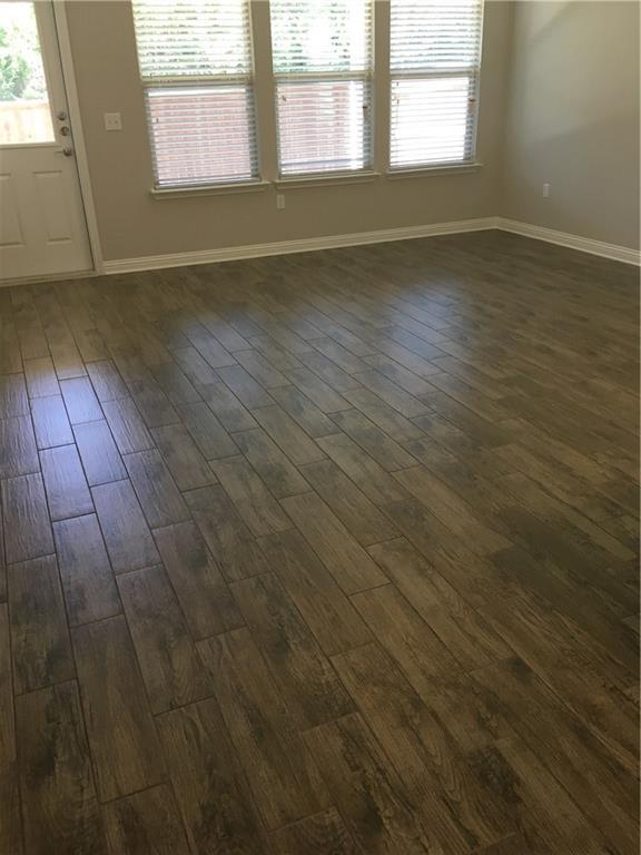 Building Photo - 9402 Privet Dr